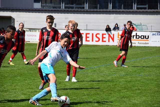 足球報:上海海港將派U21球員征戰亞冠聯賽.