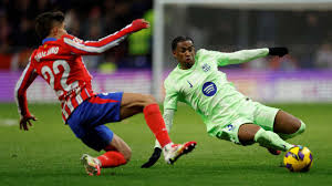 東契奇稱贊雷霆成為聯盟第一防守的原因.